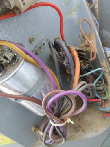 Capacitor with Contactor behind wires